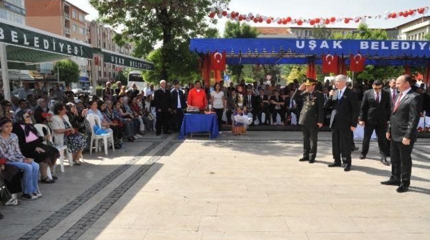 Uşak'ta 19 Mayıs Atat&uuml;rk&rsquo;&uuml; Anma Ve Gen&ccedil;lik Bayramı Kutlamaları