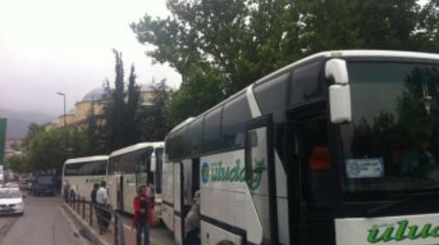 Bursa&rsquo;da Turist Otob&uuml;slerine Bile Yer Yok