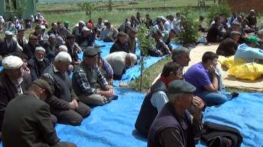 Yağmur&rsquo;a Ş&uuml;k&uuml;r Duası