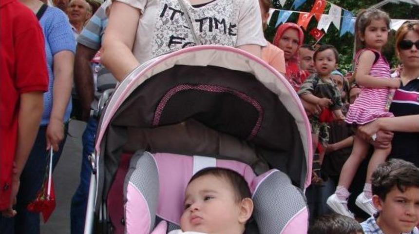 19 Mayıs Atat&uuml;rk'&uuml; Anma Gen&ccedil;lik Ve Spor Bayramı, Coşkuyla Kutlanıyor