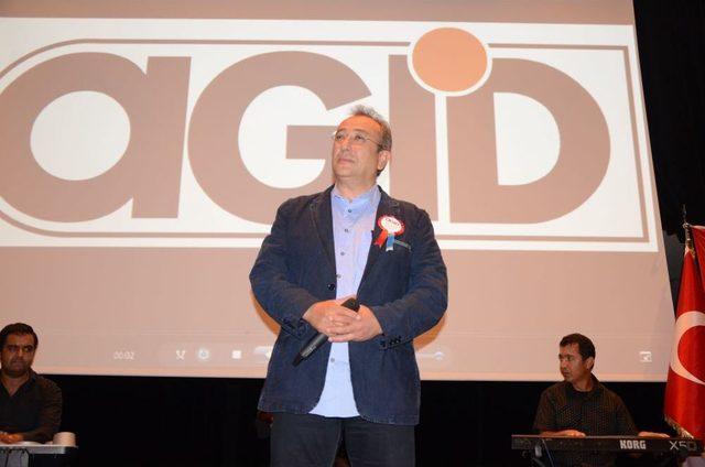 Kimsesiz &Ccedil;ocuklar Yararına 46 Bin 500 Lira Toplandı 2