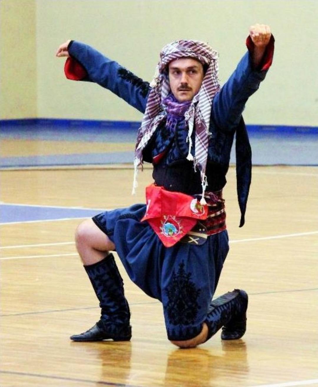 Edremit&rsquo;te 19 Mayıs Kutlamaları