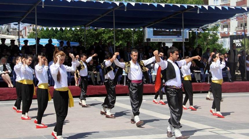 19 Mayıs, Diyarbakır&rsquo;da Halaylarla Kutlandı