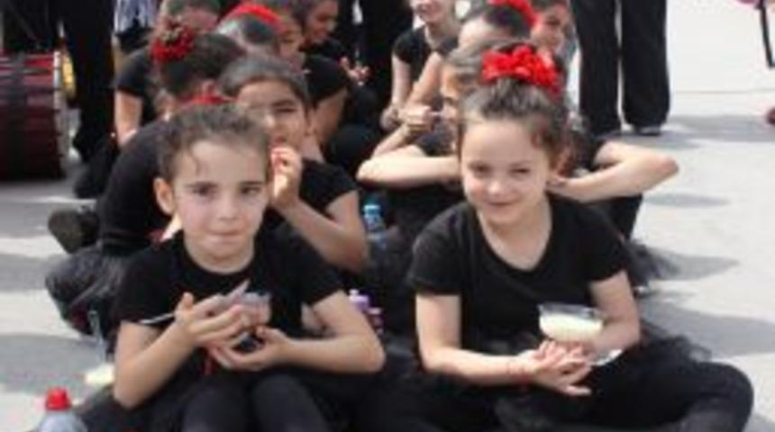 Adana&rsquo;da &lsquo;sıcak&rsquo; 19 Mayıs Coşkusu