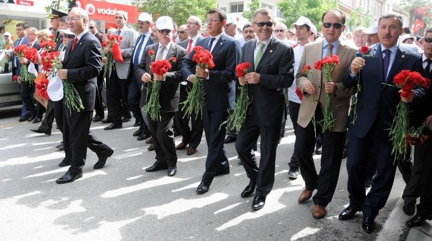Manisa'da, Gen&ccedil;lik Ve Spor Bayramı Coşkuyla Kutlandı