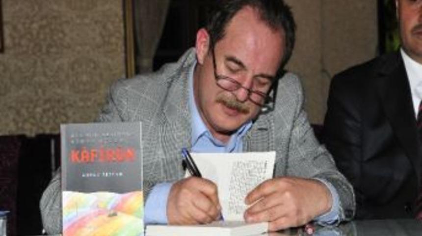 Tezcan İmza G&uuml;n&uuml;nde