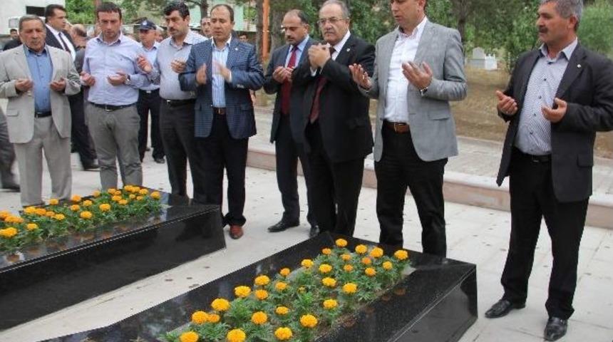 Ak Parti&rsquo;den Şehitlik Ziyareti