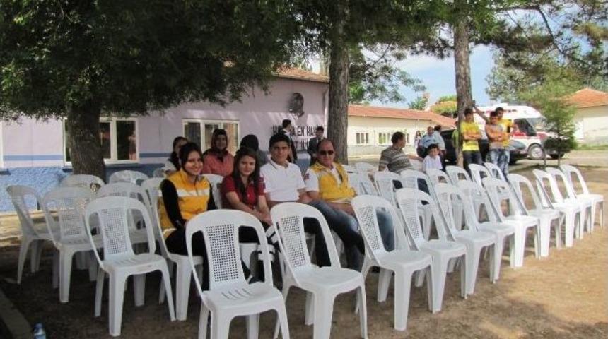 Hisarcık Halkı 19 Mayıs'a İlgi G&ouml;stermedi