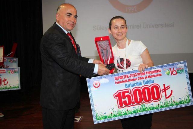 SD&Uuml; 16. Bilim Ve Bahar Şenliği &Ouml;d&uuml;l Ve Teşekk&uuml;r T&ouml;reni Yapıldı 1