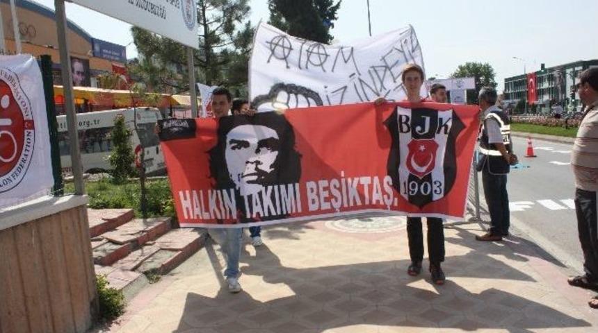 Beşiktaşlılardan Bayram Y&uuml;r&uuml;y&uuml;ş&uuml;