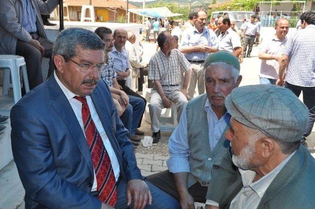 Demirci Örücüler Köyü'nde Hayır Yemeği Düzenlendi