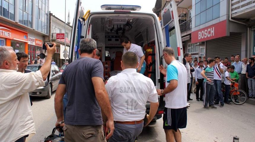 Akyazı'da Bisiklet Turunda Kaza: 2 Yaralı