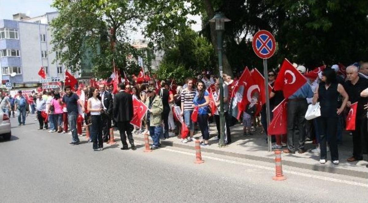 &Ccedil;orlu'da 'bağımsızlık Y&uuml;r&uuml;y&uuml;ş&uuml;' Yapıldı