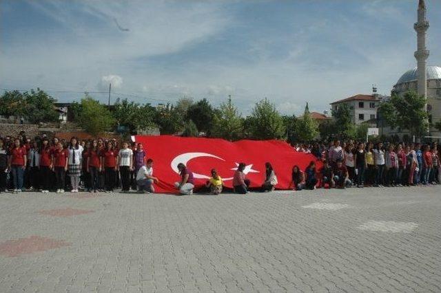 Selendi'de 19 Mayıs Coşkusu