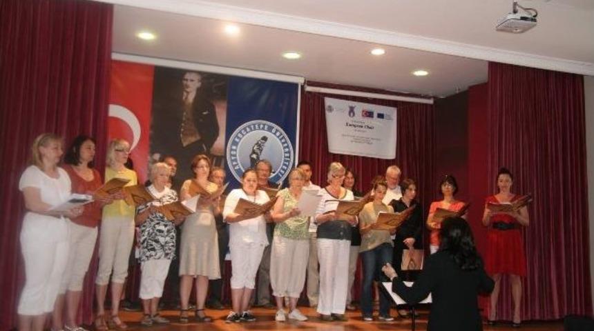 Yabancı Amatör Sanatçılar Afyonkarahisar’da