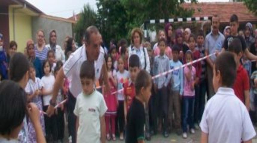 Cumhuriyet Ortaokulu&rsquo;nda 19 Mayıs Coşkusu