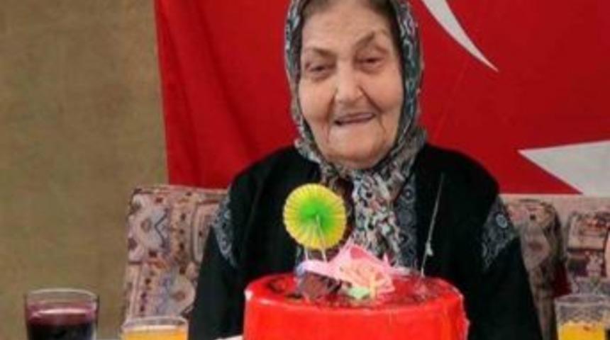 19 Mayıs'la Yaşıt Kadının Atat&uuml;rk Anısı