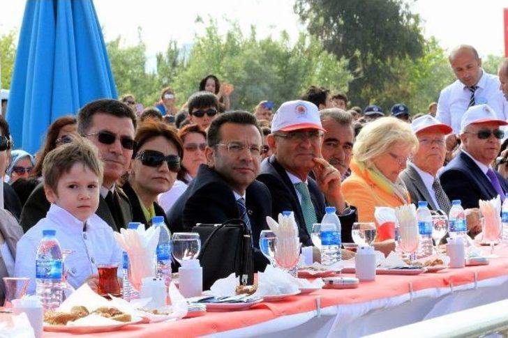 Samsun Semalarında Türk Yıldızları Şöleni G4