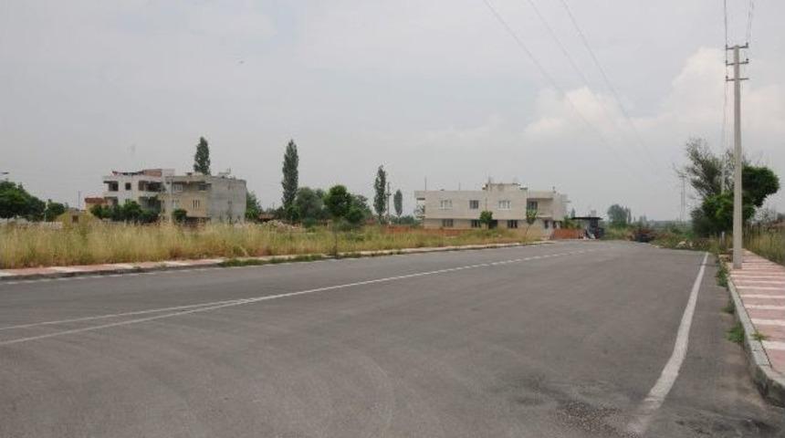 Manisa Belediyesi'nden Sipil Mahallesi'ne Yol M&uuml;jdesi