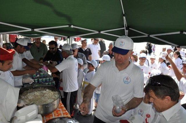 D&uuml;zceliler 19 Mayıs&rsquo;ta Unutulmadı 1