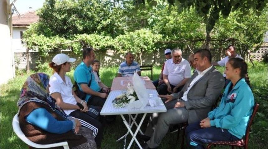 Başarılı Sporcuya Ziyaret