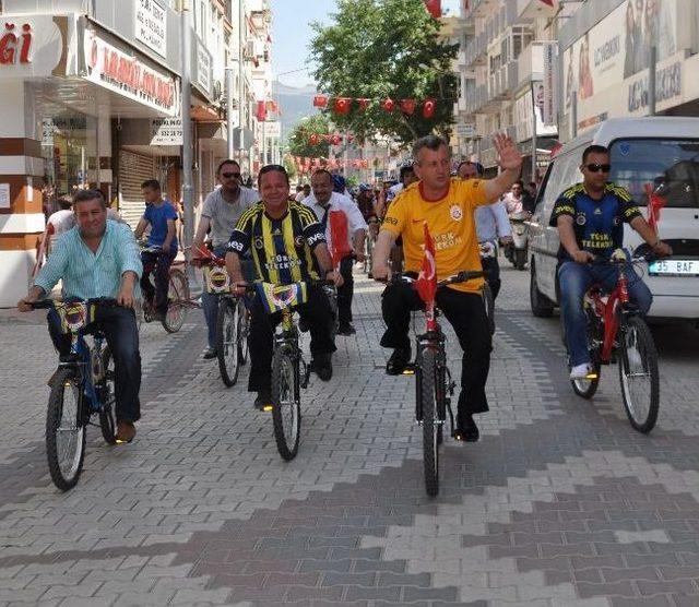 19 Mayıs’ta Birlik Ve Beraberlik Adına Pedal Çevirdiler