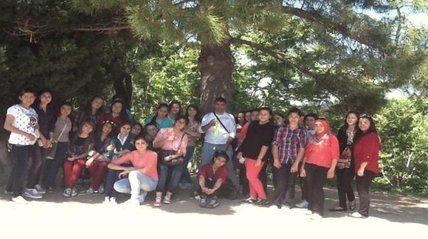 Kula Kız Teknik Ve Meslek Lisesinde Tarihe Saygı Gezisi