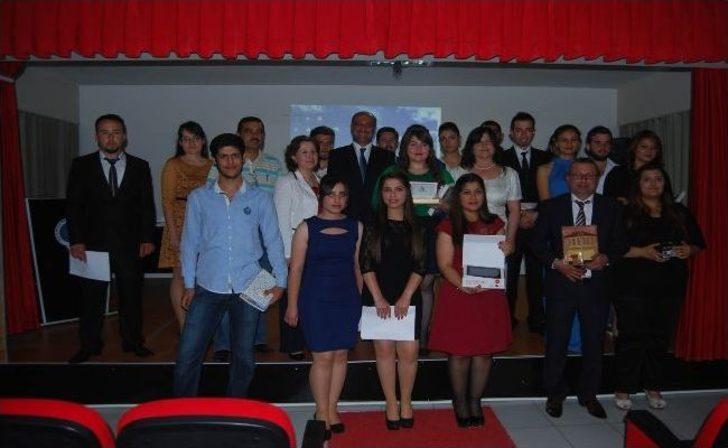 Kula Meslek Yüksek Okulu Şenlikte Eğlendi G1