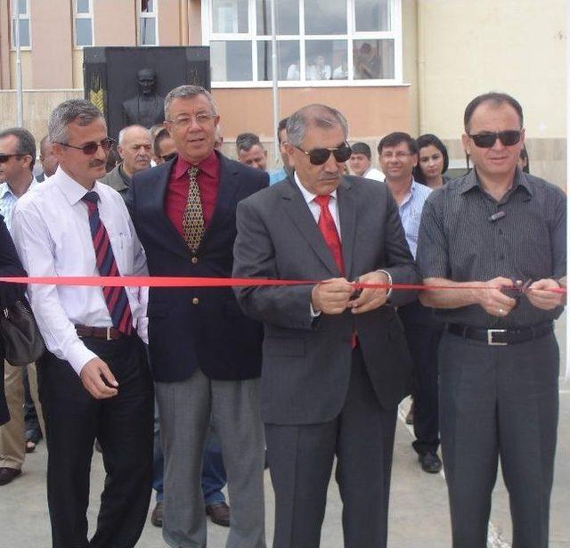 Osb Meslek Lisesi'nde Tübitak Bilim Fuarı