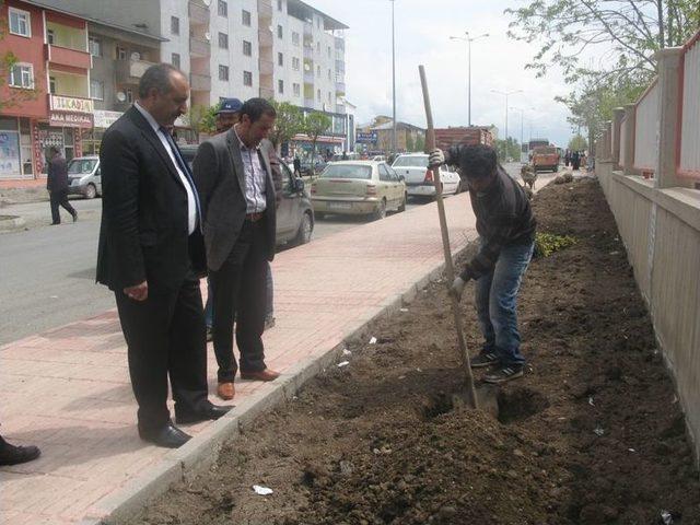 Ağrı Belediyesi Yaz D&ouml;nemi &Ccedil;alışmalarına Hız Verdi 1