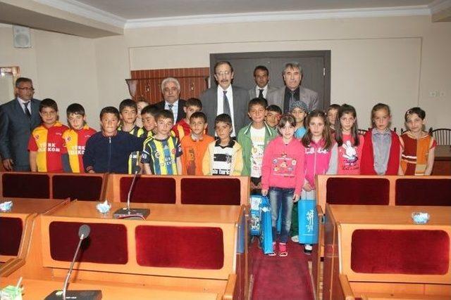 &Ouml;ğrenciler Sordu Başkan Bulutlar Cevapladı 1