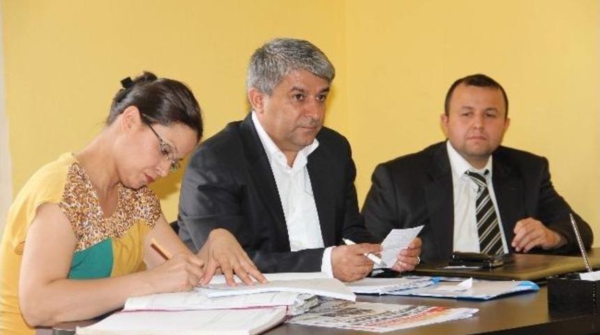Ak Parti Döşemealtı İlçe Teşkilatı Haftalık Toplantısı Yapıldı