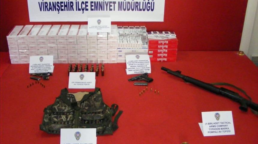 Polisin Ateş A&ccedil;arak Durdurduğu Ara&ccedil;tan Silahlar &Ccedil;ıktı