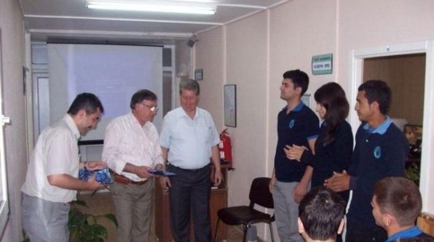 Didim&rsquo;de En Fazla Kitap Okuyanlar &Ouml;d&uuml;llendirildi