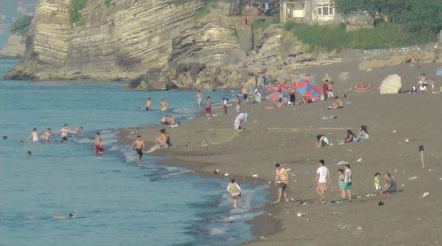 Ak&ccedil;akoca'da Deniz Mevsimi A&ccedil;ıldı