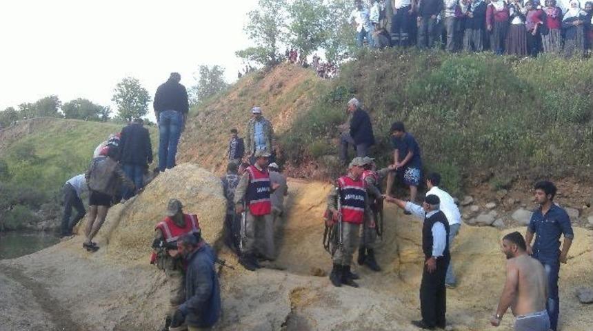 &Ouml;ğrencilerin Pikniği Acı Bitti