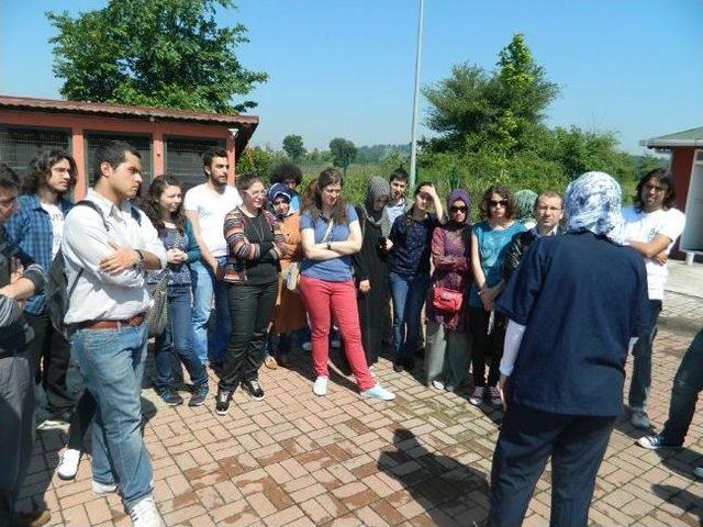 Tıp &Ouml;ğrencileri Hizmetleri Gezdi 2