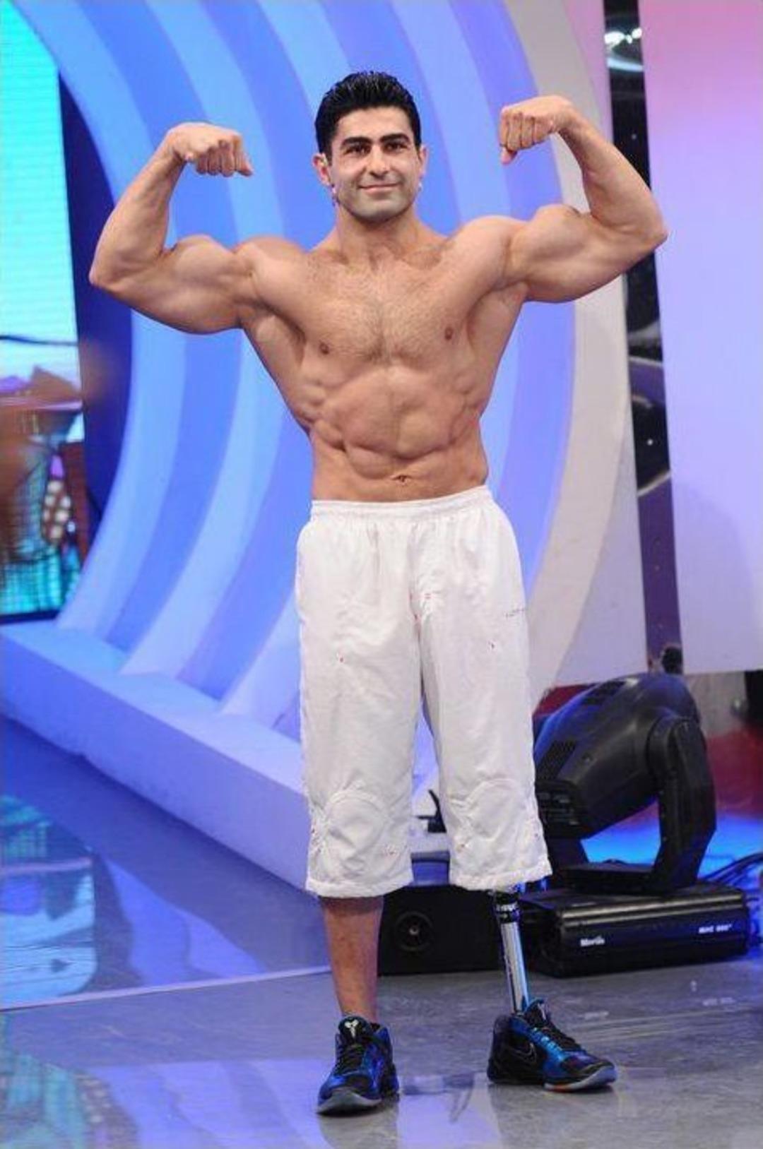 Engelli V&uuml;cut Geliştirme Şampiyonu Bayramda Sporu Bıraktı