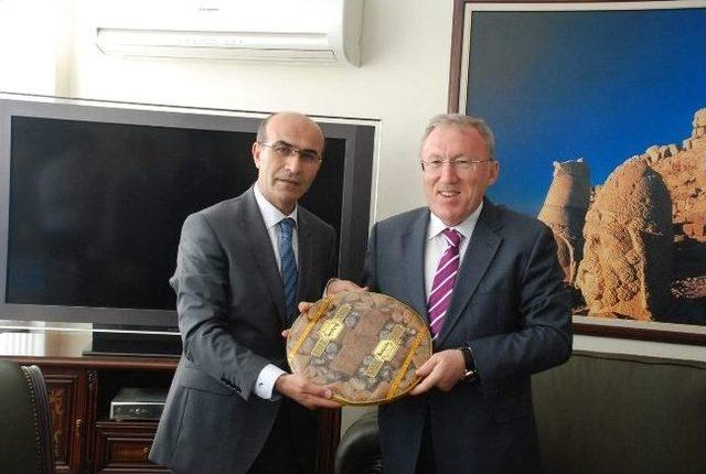 Bakan Yardımcısı Murat Mercan’dan Vali Mahmut Demirtaş’a Ziyaret 1