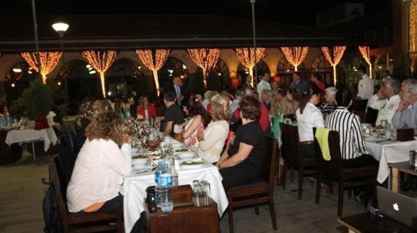 Gaziantep&rsquo;i İstanbul'daki Gazianteplilere Anlattı