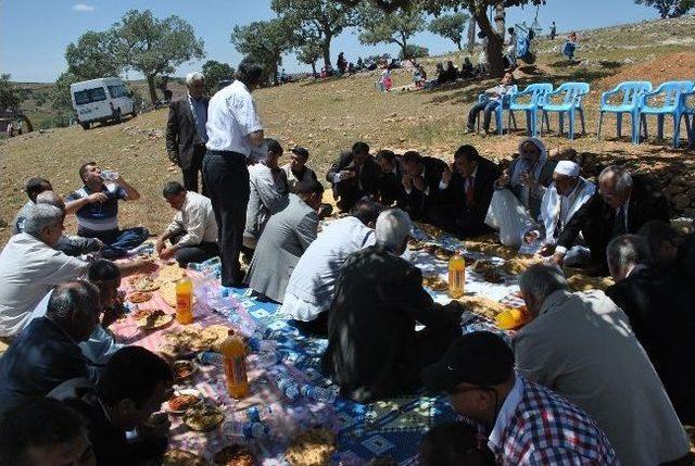 Şeyh Muhammed Rifai Türbesi'ne Ziyaretçi Akını