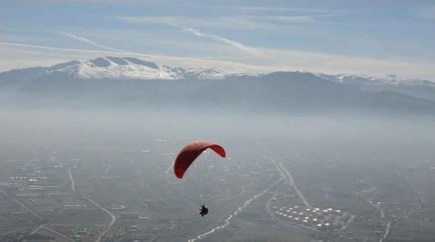 Yama&ccedil; Paraş&uuml;t&uuml; İl Birinciliği M&uuml;sabakaları Yapıldı