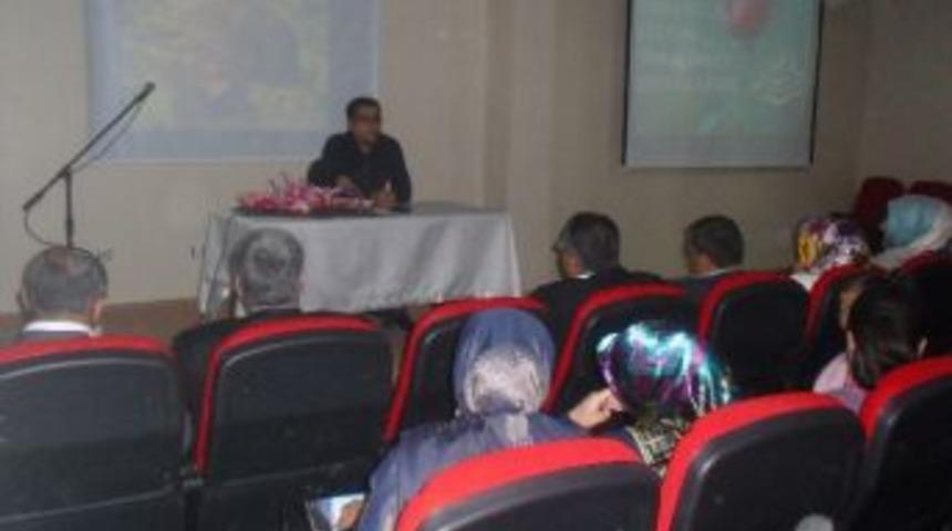 Tortum'da Gen&ccedil;lik Haftası Konferansı