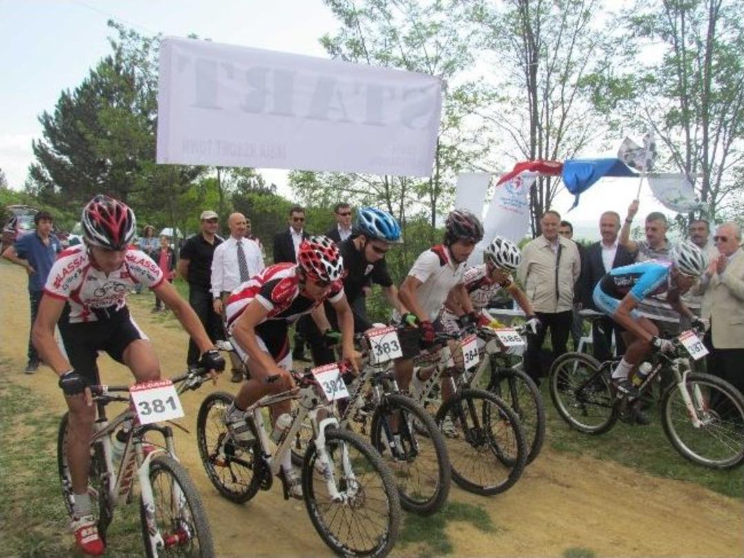 Kastamonu&rsquo;da Ballıdağ Dağ Bisiklet Yarışı Sona Erdi