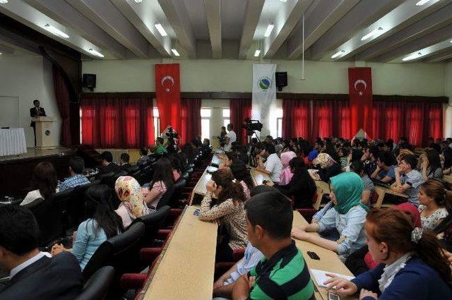 Kırşehir Belediye Başkanı Bahçeci, Üniversite Öğrencileri İle Bir Araya Geldi