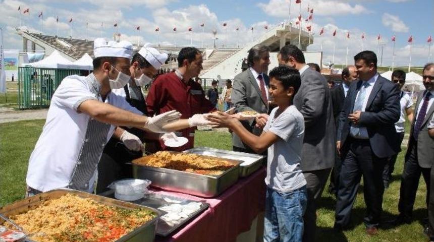 Er&uuml;&rsquo;de &Ouml;ğrenci Bahar Şenliği Başladı