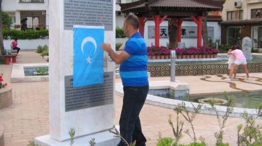 Marmaris&rsquo;te Tek Kişilik &lsquo;&ccedil;in&rsquo; Eylemi