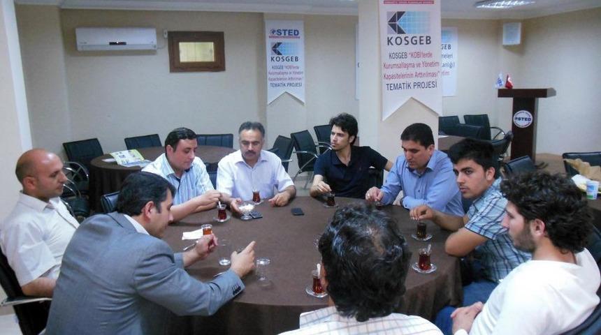 OSTED Y&ouml;netimi OK&Uuml; &Ouml;ğrenci Kul&uuml;p Başkanlarıyla G&ouml;r&uuml;şt&uuml;