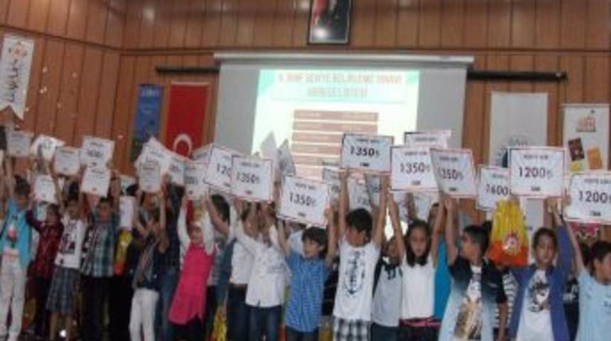 Anafen&rsquo;den Başarılı &Ouml;ğrencilere &Ouml;d&uuml;l Yağmuru