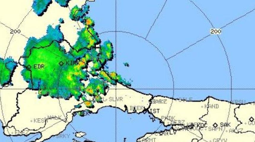 Meteoroloji'den İstanbul için yağış uyarısı! Marmara'da Edirne'yi vuran şiddetli sağanak İstanbul'a geliyor